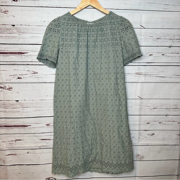 GAP | Short Sleeve Sage Green Eyelet Shift Dress - Picture 2 of 9